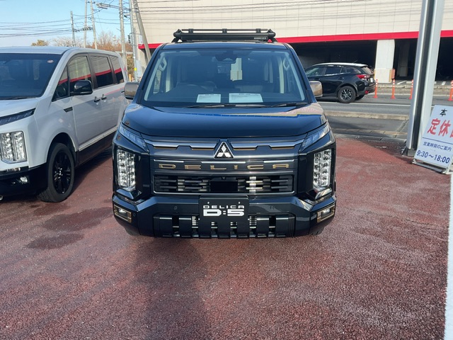 新型デリカD5展示車石巻店到着！